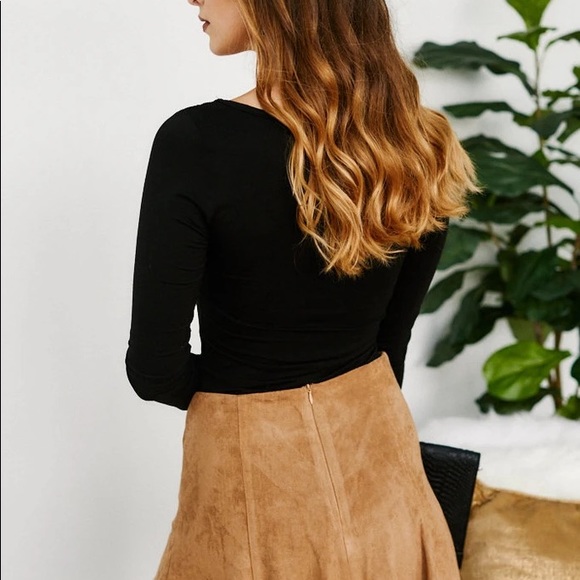 Suede swing skirt - Picture 3 of 5